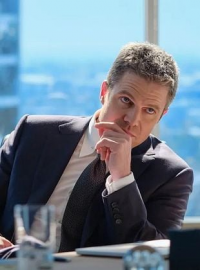 Suits LA streaming